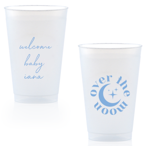 Celebrate your baby shower with custom cups! Personalize with the name of the baby to be, and revel in the beautiful of the moon motif design. 