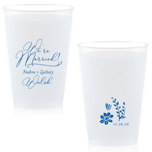 Personalized 14 oz Frost Flex Cup with Matte Stone Blue Ink Colors has a beautiful floral accent graphic and is good for use in wedding and reception themed parties and can be personalized to match your party's exact theme and tempo.
