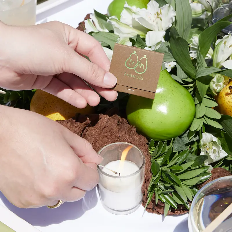 Perfect Pear Matchbook