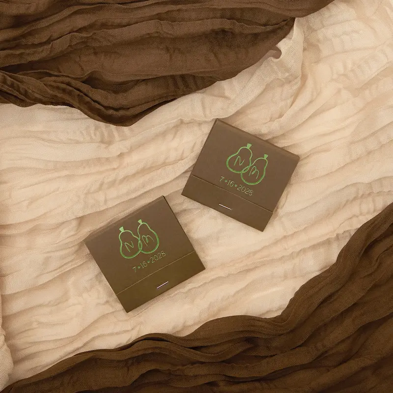 Perfect Pear Matchbook