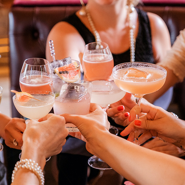 minimalist birthday party