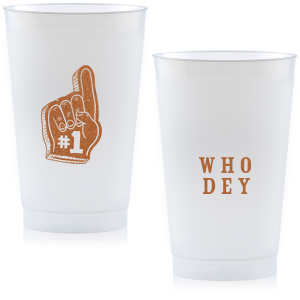 These amazing Big Game Cups will be a perfect holder for your favorite drink this time. They have an amazing graphic with Foam Finger representing the sports vibe. Make this part of your party, surprise everyone!