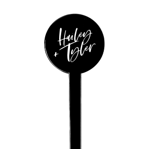 The Elegant Duo Stir Stick exudes luxury and elegance, allowing you to personalize it with your names in a font that is both extravagant and sophisticated. It's the perfect accompaniment for events that demand a touch of grandeur and personalization, like weddings, rehearsal dinners, and anniversary parties. 