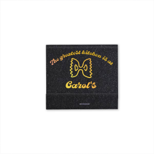Add a dash of fun flair to your kitchen or housewarming with the Culinary Charm Bowtie Pasta Matchbook, featuring the playful declaration "the greatest kitchen is at" above your name, all in a vintage-inspired font, and completed with a whimsical bowtie pasta graphic.