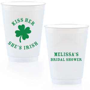 Add a dash of good luck to your event with the Kiss Me I'm Irish Cup! Featuring a dour leaf clover on one side and space to personalize with your name and the event you're celebrating on the other side, this custom cup is perfect for a bridal shower or entertaining at home. 