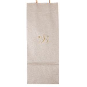 Indulge in luxury with the Elegant Ampersand Gift Bag, where initials transform into an exquisite logo. Centered around a lavishly designed ampersand that swirls into an artistic loop, this gift bag exudes a sophisticated statement of union. 