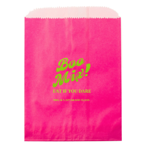 Get in the Halloween spirit with the Boo Mix Halloween Bag! Customize with you or your child's name and fill with spooky treats. Perfect for collecting Halloween candy or using at a Halloween party. 