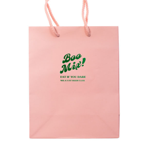 Get in the Halloween spirit with the Boo Mix Halloween Bag! Customize with you or your child's name and fill with spooky treats. Perfect for collecting Halloween candy or using at a Halloween party. 