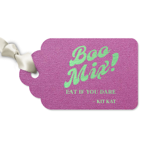 The Boo Mix Halloween Tag is the perfect custom Halloween party accessory to include at your event. Add this personalized tag to a bag of candy or baked goods, and hand out to family and friends. You can personalize with your name for an elevated touch at your party. 