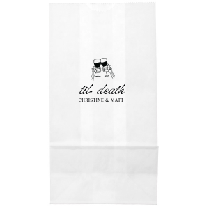Ideal for gift bags or trick-or-treating, the Til Death Toast Bag is a must need accessory for your Halloween season. Adorned with two skeletal hands clinking wine glasses above personalized text, they are perfect for seasonal weddings or Halloween events.
