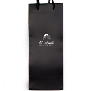 Ideal for gift bags or trick-or-treating, the Til Death Toast Bag is a must need accessory for your Halloween season. Adorned with two skeletal hands clinking wine glasses above personalized text, they are perfect for seasonal weddings or Halloween events.