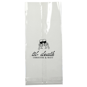 Ideal for gift bags or trick-or-treating, the Til Death Toast Bag is a must need accessory for your Halloween season. Adorned with two skeletal hands clinking wine glasses above personalized text, they are perfect for seasonal weddings or Halloween events.