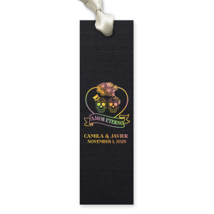 Complete your event with the Amor Eterno Favor. Perfect for weddings, engagements or anniversaries, the floral skull designs in holographic gold foil adds a macabre elegance to your events.