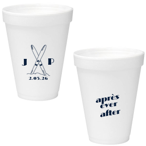 Enjoy a cool beverage after hitting the slopes served in the Après Ever After Cup. The sporty design is perfect for when you need a referesher at home or on holiday. Customize the design to give it your own unique and personalized touch.