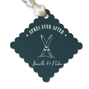 Add a personal touch to your gifts with the Après Ever After Tag. The crossed ski design is perfect for thrill seekers or cabin loungers, making it a sporty addition for all your gift giving needs. 
