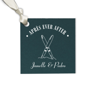 Add a personal touch to your gifts with the Après Ever After Tag. The crossed ski design is perfect for thrill seekers or cabin loungers, making it a sporty addition for all your gift giving needs. 