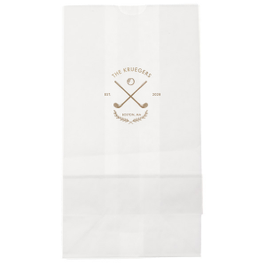 Send guests home from your summertime party with the Family Name Tennis Gift Bag from our Country Club collection. The sporty and sleek design gives off club house vibes, perfect for making your guests feel extra special. Customize the design with you own text and choice of color and styles to best match your unique tastes.