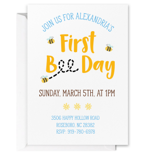 Let your next child's party take flight with the First Bee-Day Full Color Birthday Invitation. The full color printed invitations is easily customizable, making for a personalized memento for baby's first birthday.