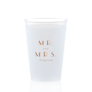 The ever-popular Copper Ink 12 oz Frosted Plastic Cup with Copper Ink can't be beat. Showcase your style in every detail of your party's theme!