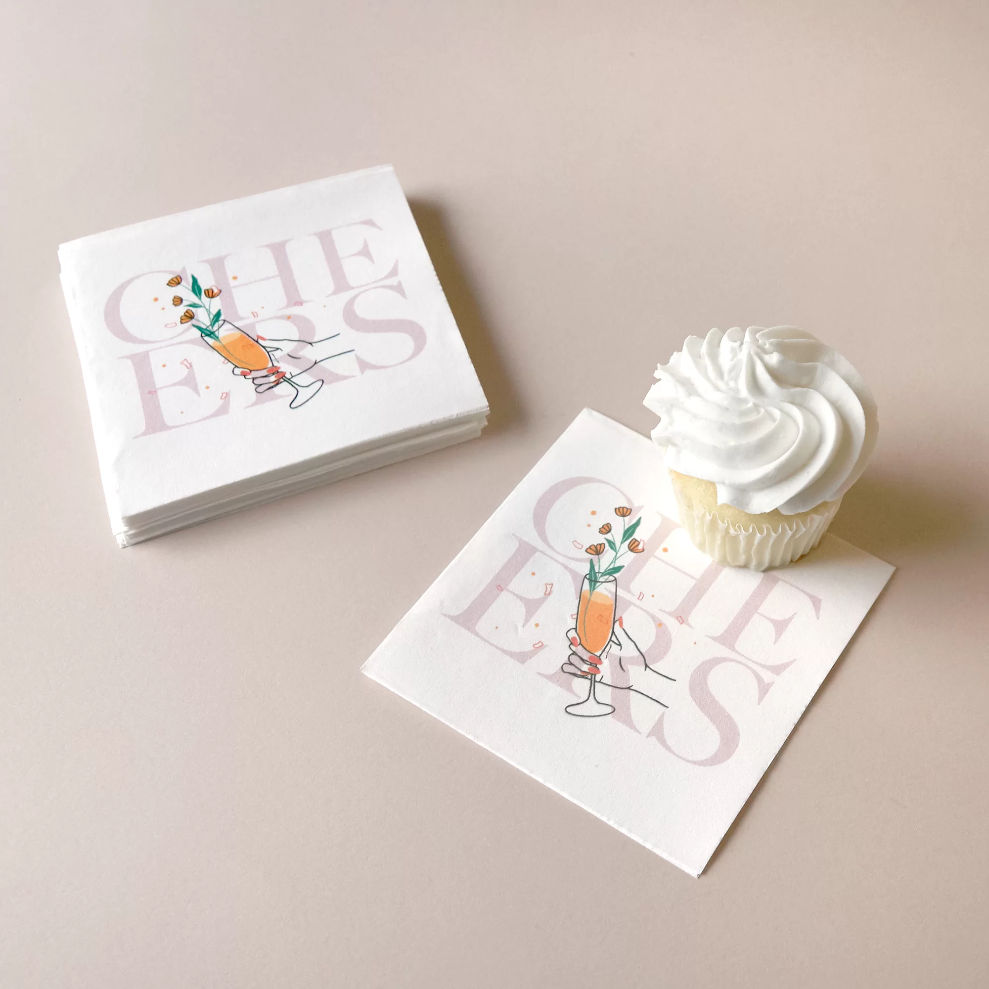 party napkins with cupcakes