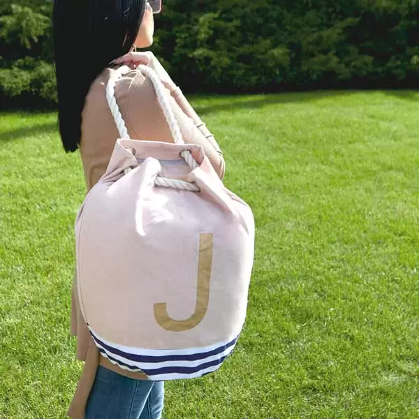 Initial tote live