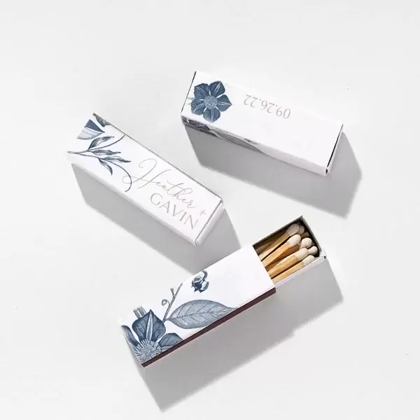 Lipstick Matchbox (Photo)