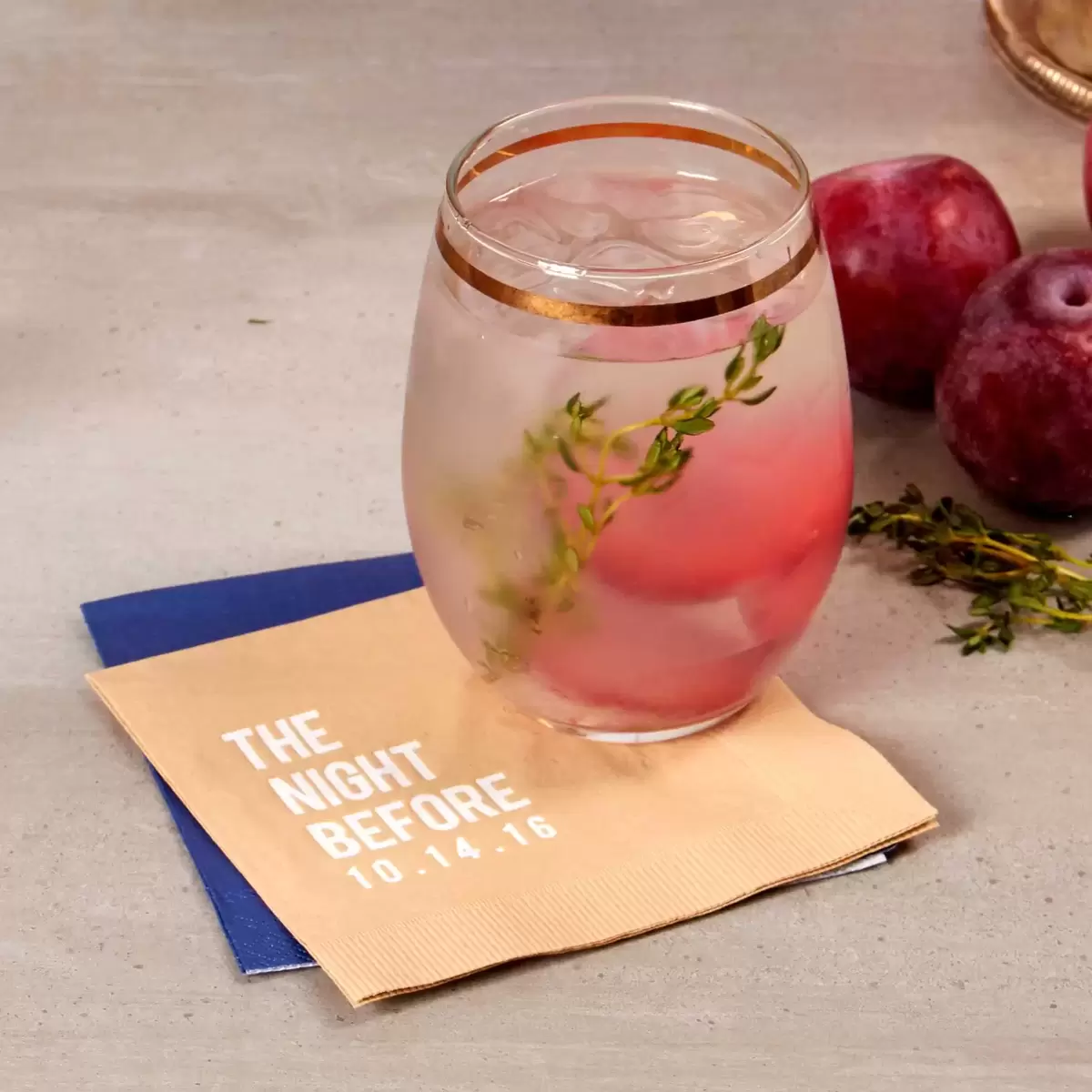 prosecco cocktail with herbal flavors