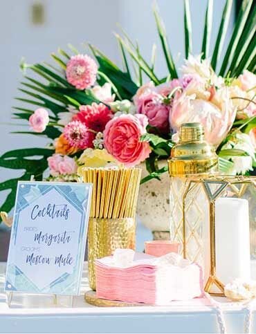 pretty wedding accesories
