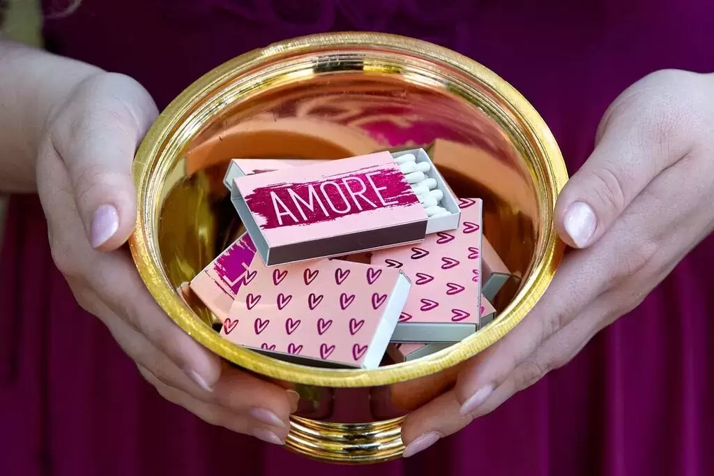 custom amore matchboxes