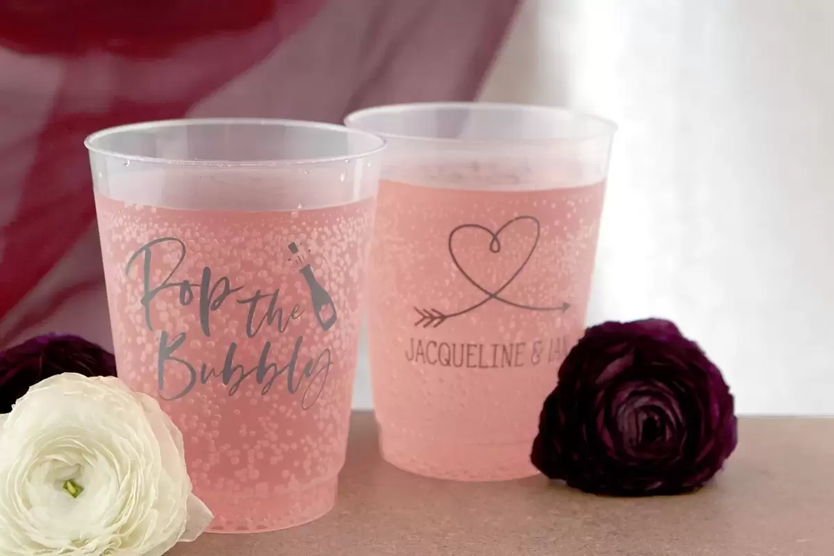 custom designed frostflex plastic wedding cups