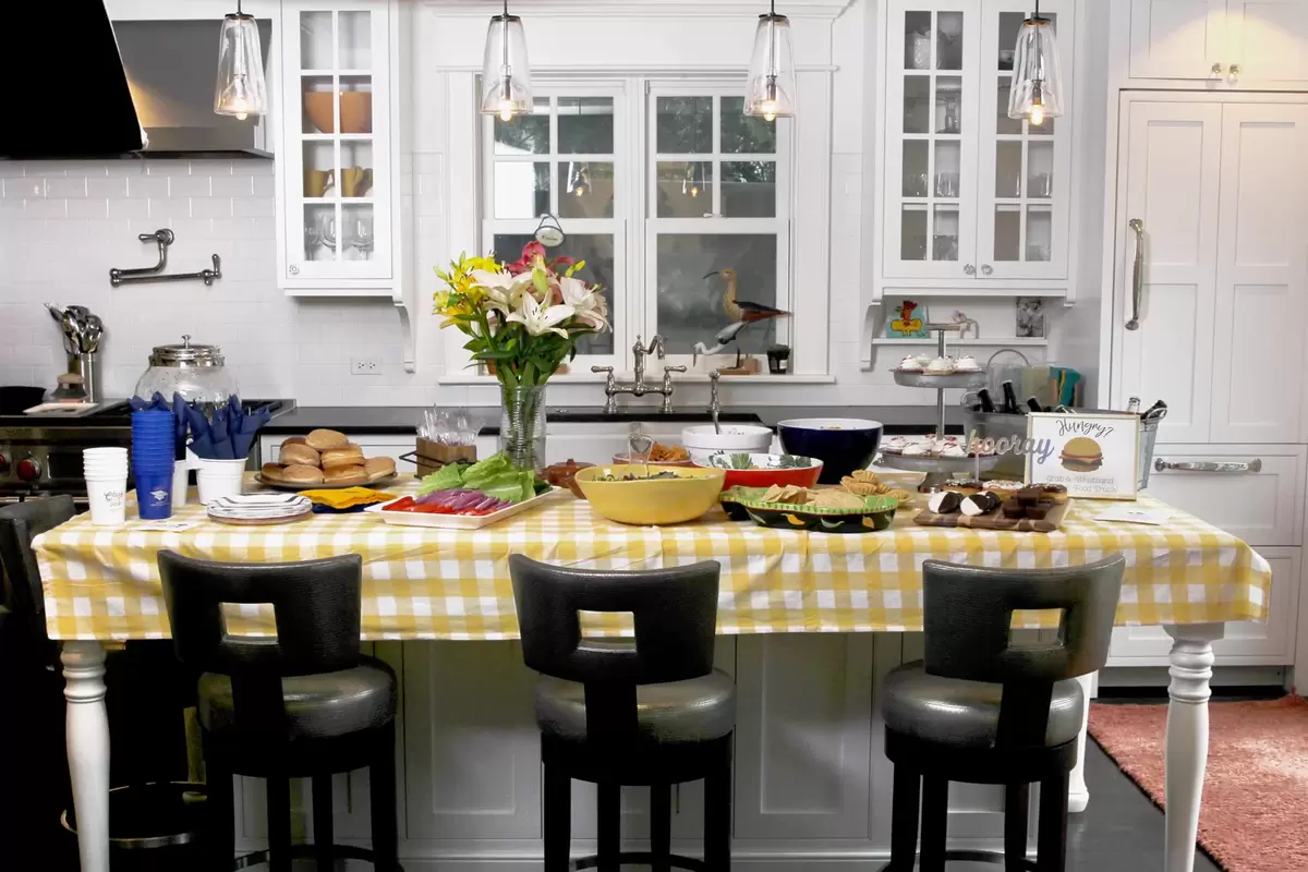 graduation BBQ self-serve tablescape