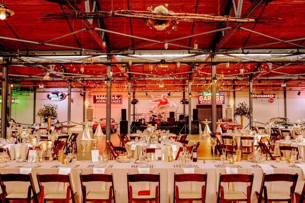 Ravenswood Event Center Chicago Wedding Venue