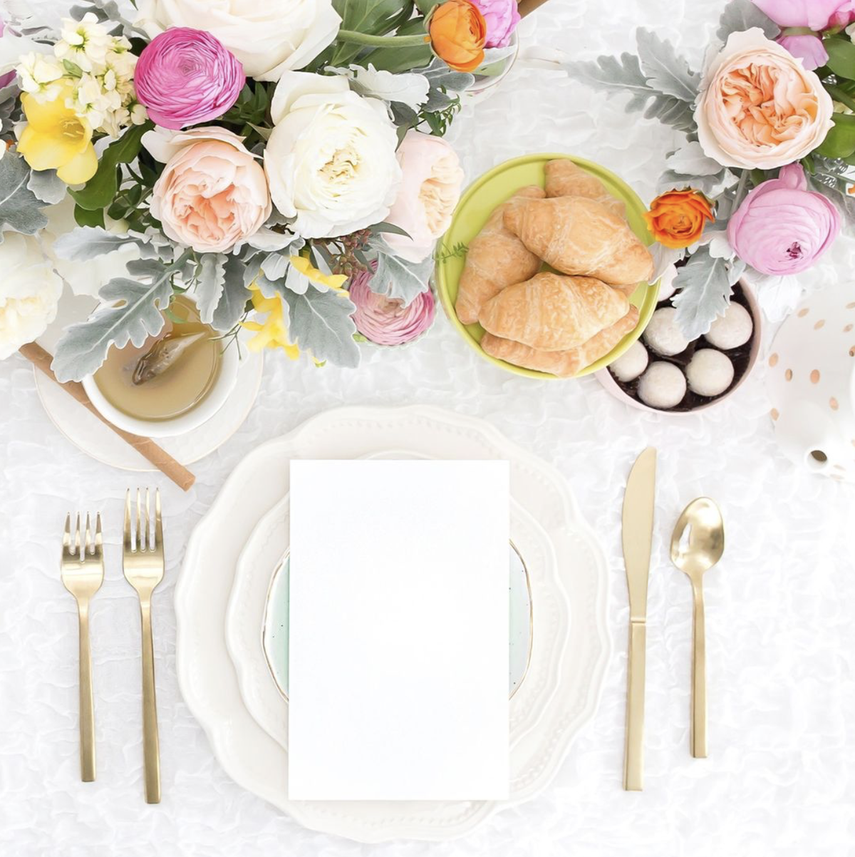 Plan all of your wedding decor at one place!