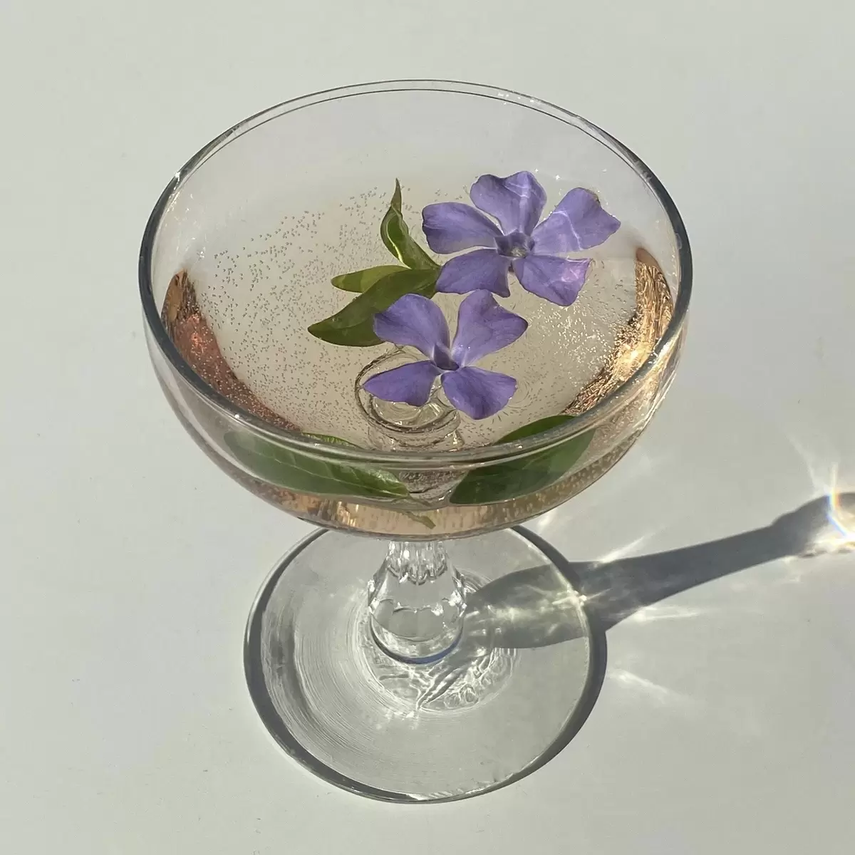 Use the 1960s as inspiration for your 2022 wedding trend