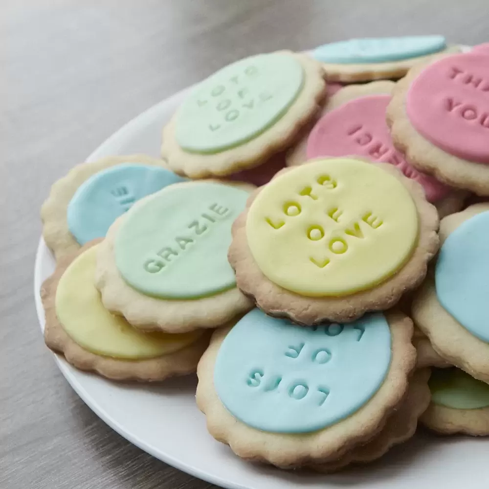 complete custom cookies