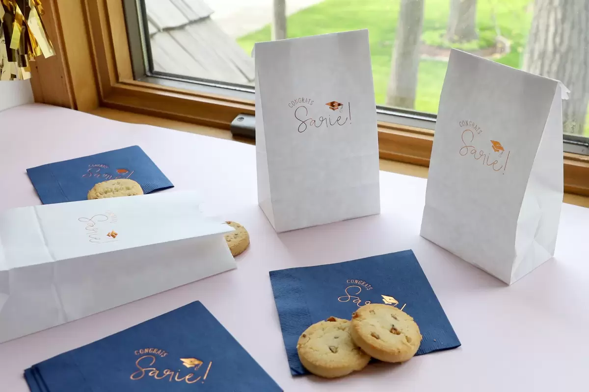 personalized party favors for a graduation party 
