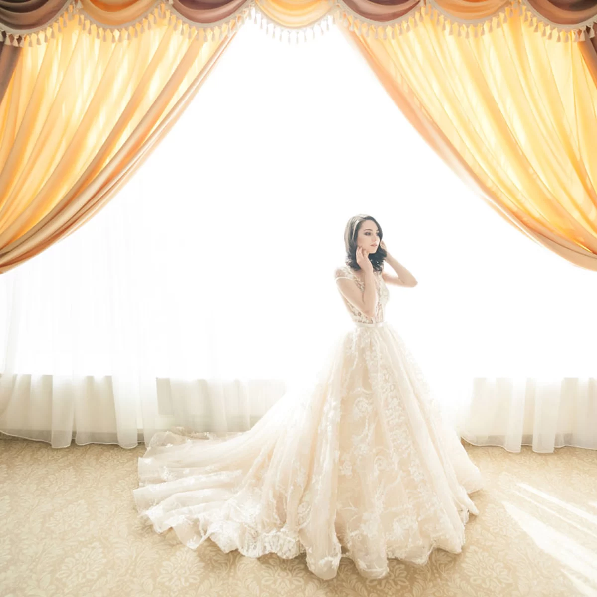 Elegant Ivory Wedding